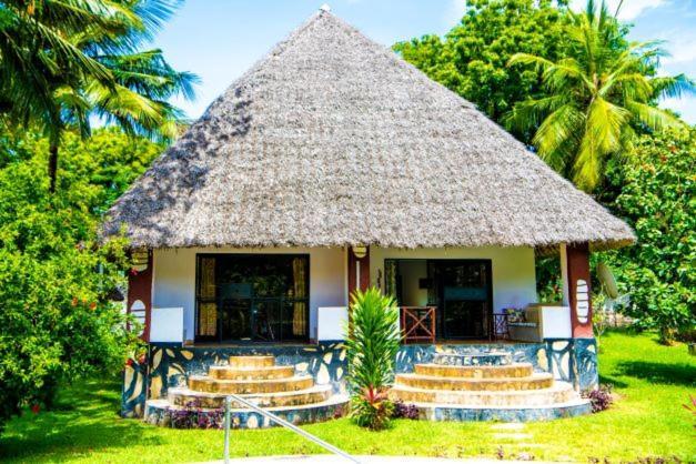 Oasis Diani Beach Villas Exterior foto