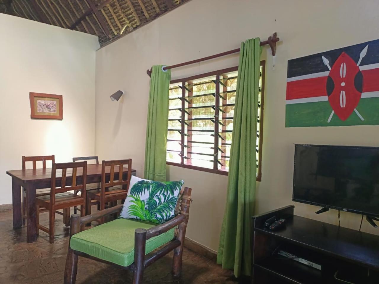 Oasis Diani Beach Villas Exterior foto